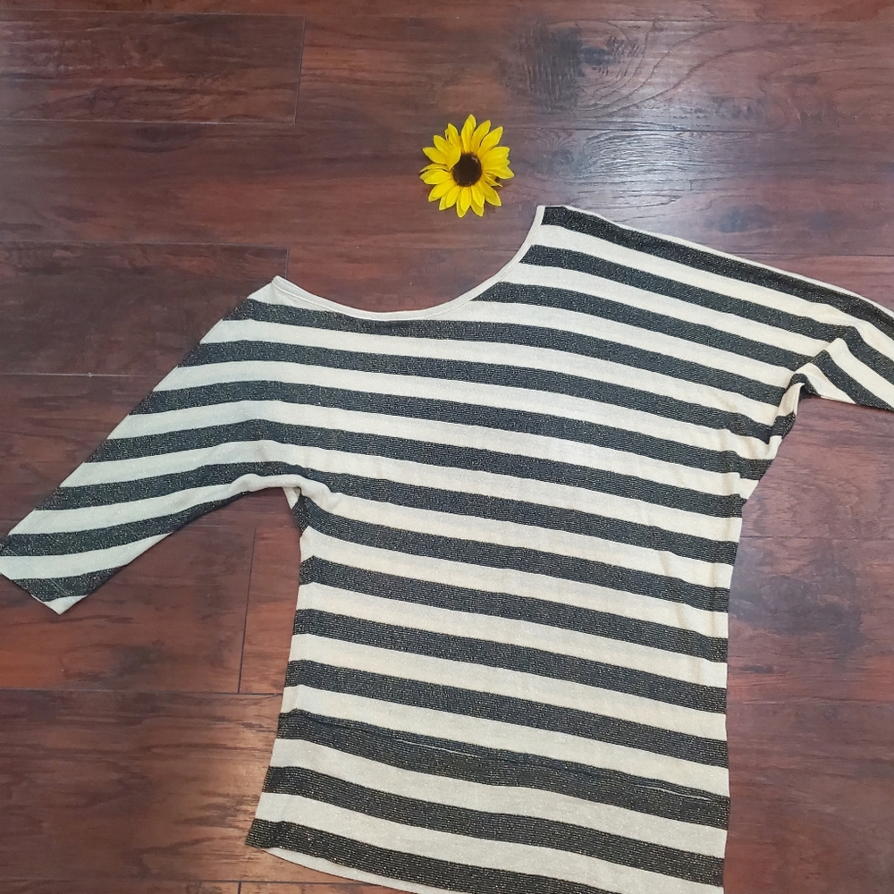 Cache Metallic Asymmetrical Top - image 7